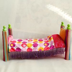 Groovy Girls Four Post Bed